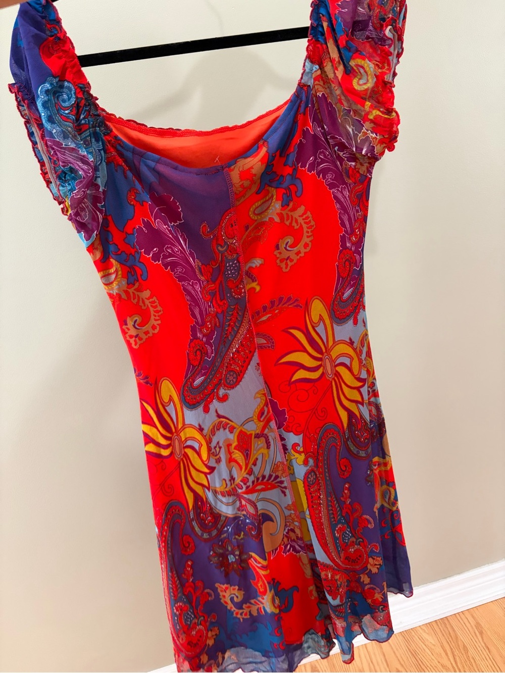 Vintage Bohemian Off-Shoulder Paisley Print Midi Fairy Dress in Red & Multi - Picture 3 of 6